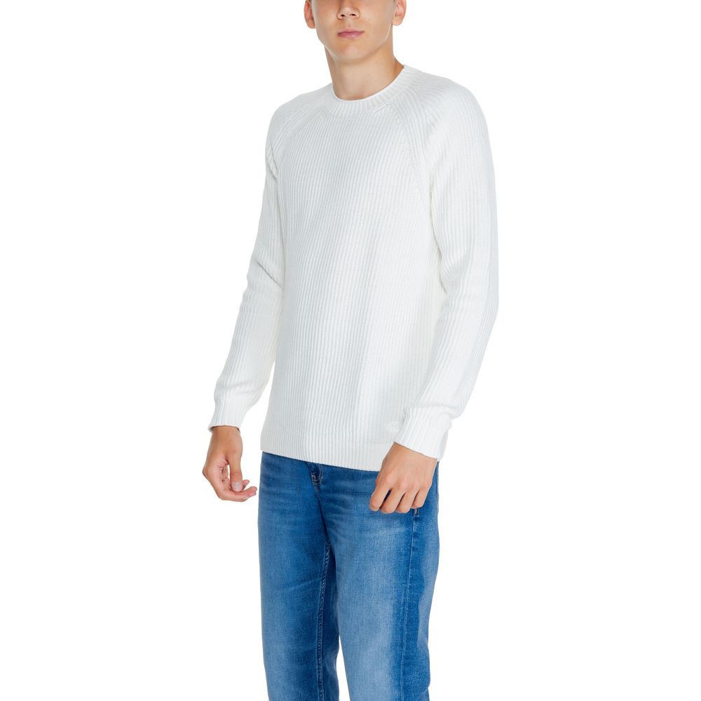 Calvin Klein Jeans Beli pulover iz organskega bombaža