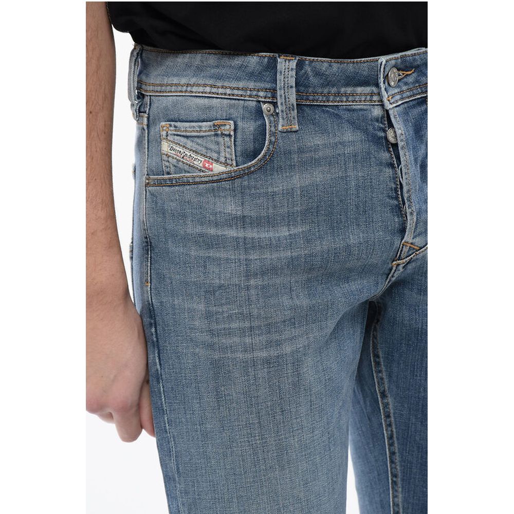 Diesel Mid Waist Regular Fit 1986 LARKEE-BEEX jeans 16cm L.32