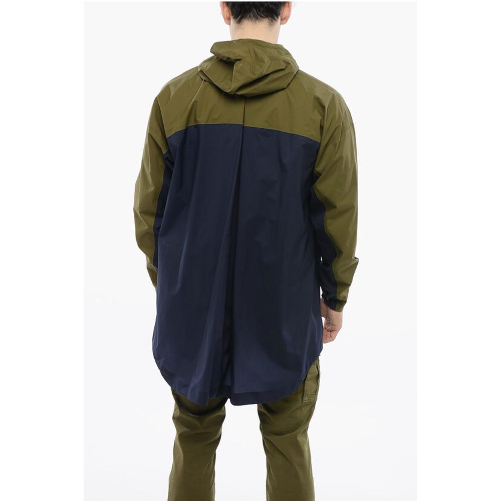 Woolrich Double Tone Windbreaker With Utility Pockets