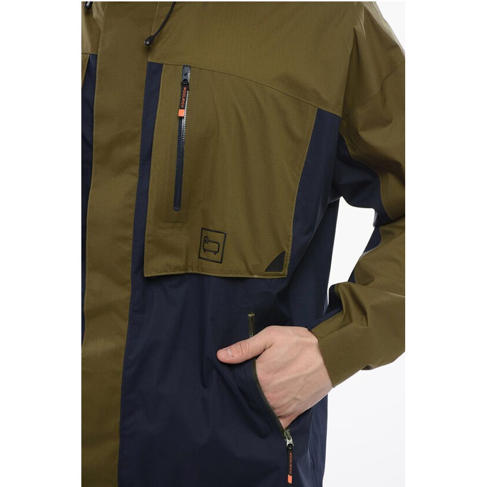 Woolrich Double Tone Windbreaker With Utility Pockets