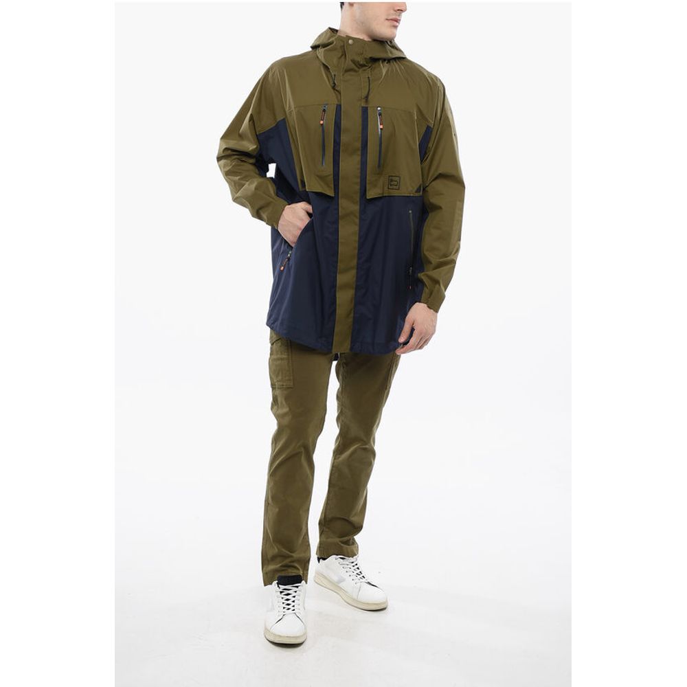 Woolrich Double Tone Windbreaker With Utility Pockets