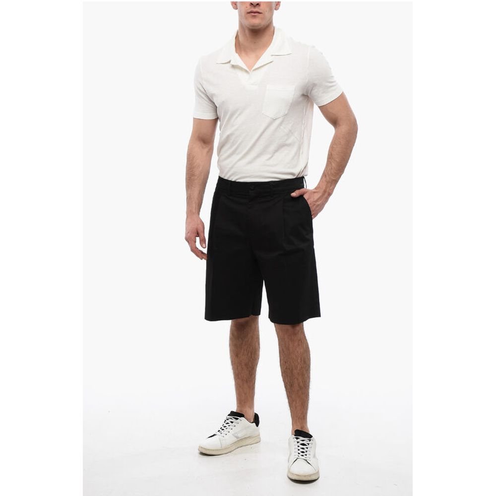 Golden Goose Solid Color Single Pleat Shorts with Belt Loops
