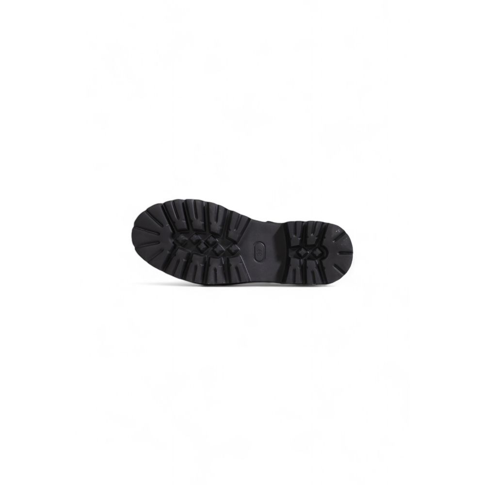 Cult Black Leather Platform