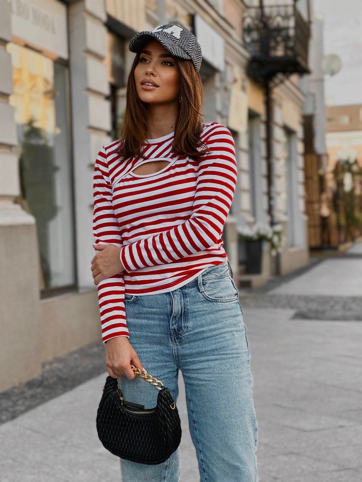 Essential bluza s črtami in razporkom – rdeča