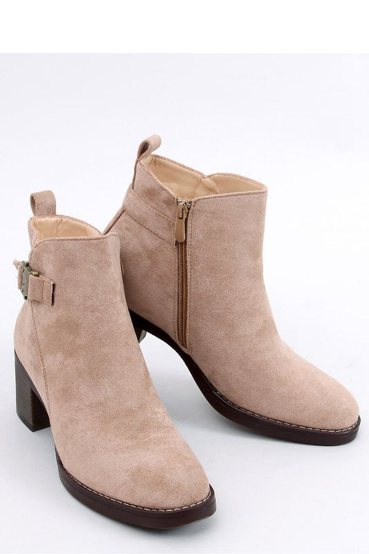  Škornji s peto model 170305 Inello 